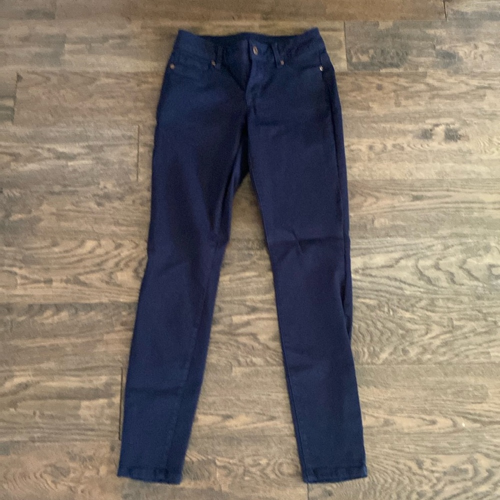 🖤3/$10 Maurices skinny pants